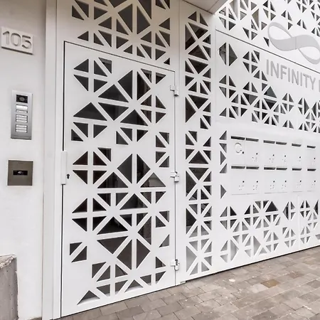 Infinity 0-8 Luxe Sea View 2b Palm-mar